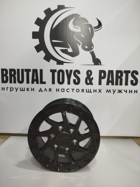 Диск колесный R16 черный Can-Am Maverick R